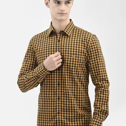 Crimsoune Club Slim Fit Opaque Checked Casual Shirt-picture-28