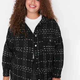Trendyol Checked Printed Spread Collar Casual Shirt-image-6