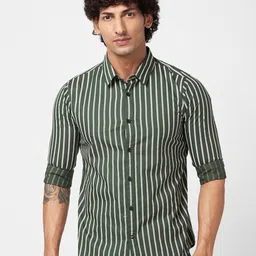 SPYKAR Slim Fit Opaque Vertical Stripes Cotton Casual Shirt-image-20