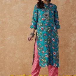 Sangria Teal Floral Printed Mandarin Collar Straight Kurta With Trouser image 4