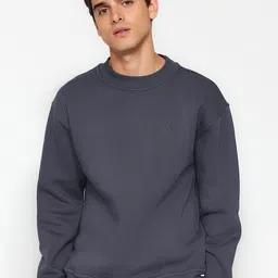 Trendyol Round Neck Sweatshirt-picture-3
