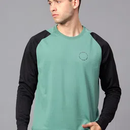 Shiv Naresh Colourblocked Round Neck Rapid-Dry Pullover Sweatshirt-picture-15