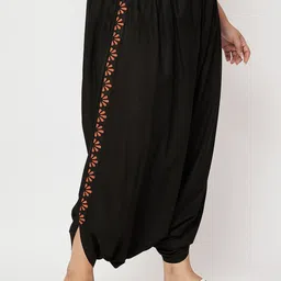9rasa Women Plus Size Block Printed Harem Pants image 1