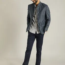 indian terrain Men Solid Single Breasted Casual Blazer image 5