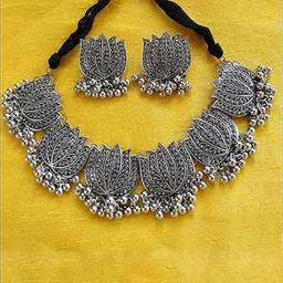 JMBW INTERNATIONAL Silver-Plated Beaded Oxidised Lotus Shaped Jewellery Set image 3
