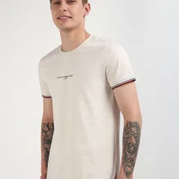 Tommy Hilfiger Men Solid Round Neck Pure Cotton Slim Fit T-shirt image 2