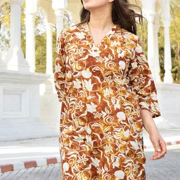 DIMPLE DESIGN STUDIO V-Neck Printed Pure Cotton Top with Trouser image 3