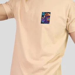 Greylongg Yorksteadd 2076 Pug Fawn Printed T-shirt image 2