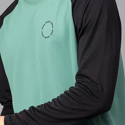 Shiv Naresh Colourblocked Round Neck Rapid-Dry Pullover Sweatshirt image 5