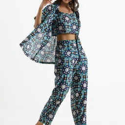 SANSKRUTIHOMES Geometric Printed Shoulder Straps Pure Cotton Night Suit & Shrug image 5