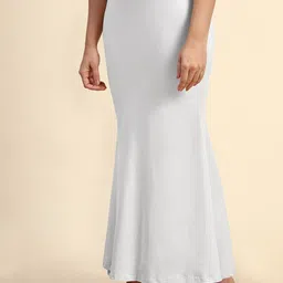 Jaanvi Fish-Cut Saree Shapewear image 4