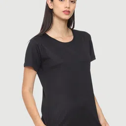 Urban Komfort Women Black Solid T-shirt image 4