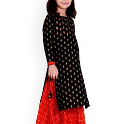 BAESD Girls Ethnic Motifs Embroidered Thread Work Kurta With Skirt image 5