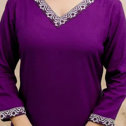 surhi Women Embroidered Viscose Rayon Straight Kurta image 4