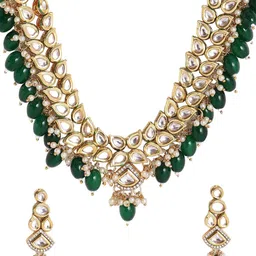 Priyaasi Gold-Plated Kundan-Studded & Beaded Jewellery Set image 3