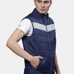 t-base Men Blue Grey Colourblocked Insulator Puffer Jacket image 3