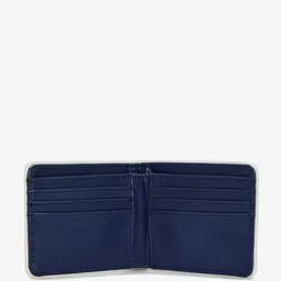 Fred Perry Men Textured Two Fold Wallet image 3