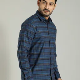 Indian Terrain Checked Spread Collar Casual Shirt image 4