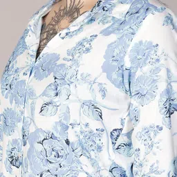 v-mart Women Regular Fit Printed Spread Collar Casual Shirt image 4