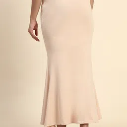 Jaanvi Fish-Cut Saree Shapewear image 3