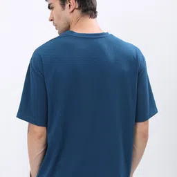 HIGHLANDER Men Popcorn Structured Oversized T-shirt image 4