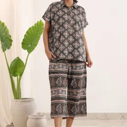 SANSKRUTIHOMES Ethnic Motifs Printed Pure Cotton Night Suit image 5