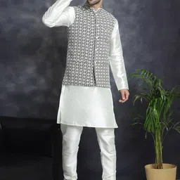 Jompers Geometric Embroidered Mandarin Collar Nehru Jacket image 4
