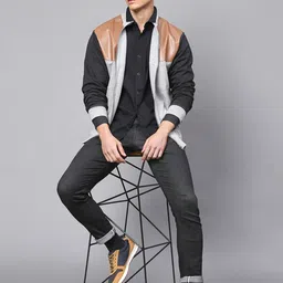 Campus Sutra Men Grey Colourblocked Windcheater Sporty Jacket image 2