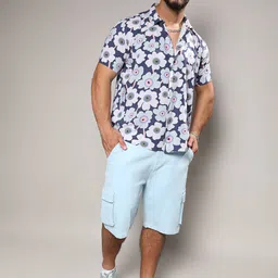 Instafab Plus Size Floral Printed Classic Regular Fit Casual Shirt image 5