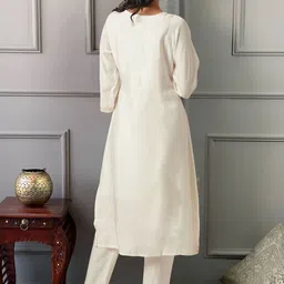 NIZA FASHION Women Embroidered Regular Thread Work Kurta with Trousers & With Dupatta image 5
