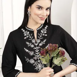 Nayam By Lakshita Mandarin Collar Regular Floral Embroidered Linen Tunic and Trousers image 3