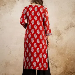 vicenta Women Floral Print Viscose Rayon A-line Kurta image 2