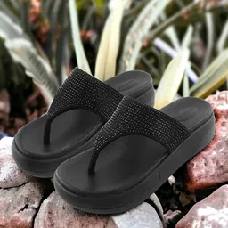 red tape Women Flip Flops image 1