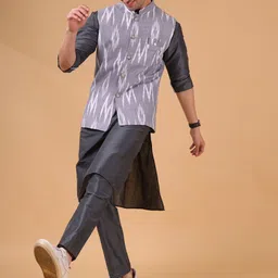 SHIWAM ETHNIX Ikat Printed Cotton Nehru Jacket image 3