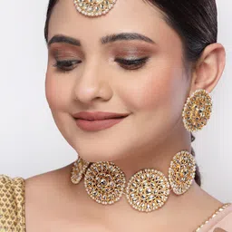 Sukkhi Kundan-Studded Necklace and Earrings With Maang Tika Set image 5