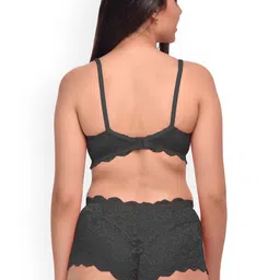 PIBU Pack Of 2 Self-Design Net Bra & Boy Shorts image 3