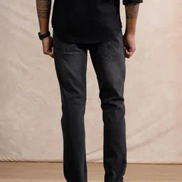 wrogn Men Slim Mid Rise Black Jeans image 3