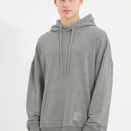 Trendyol Hooded Regular Sweatshirt image 4