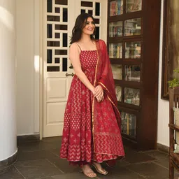 the style story Women Viscose Rayon Kurta Dupatta Set image 2