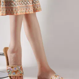 selfiee Women Flats Sandal image 2