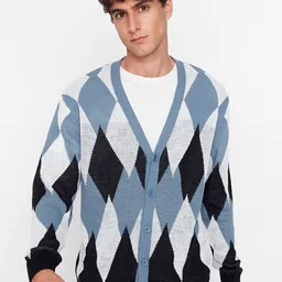 Trendyol Men Navy Blue & Black Geometric Printed Cardigan-picture-11