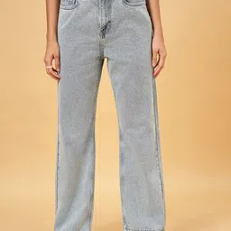 People Women Straight Fit Mid Rise Clean Look Cotton Jeans-image-42