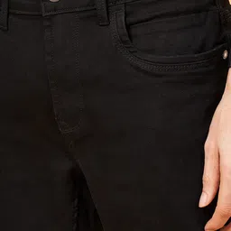 SF JEANS by Pantaloons Men Slim Fit Clean Look Stretchable Jeans image 4