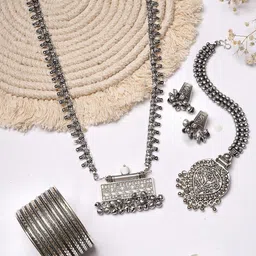TEEJH Silver-Toned Ghungroo Oxidised Jewellery Set-image-42