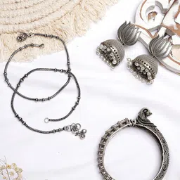 TEEJH Silver-Toned Oxidised Teejh Almaa Jewellery Gift Set-picture-20