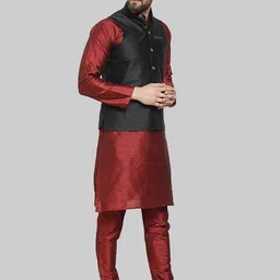ROYAL KURTA Mandarin Collar Pure Silk Kurta With Churidar And Nehru Jacket image 5