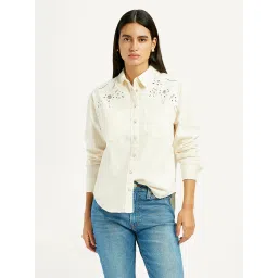 levi's Women's Embroidered Cream Spread Collar Shirt-picture-40
