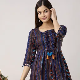 SHOOLIN Square Neck Printed Cotton Top image 3