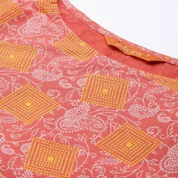 Indo Era Women Pink Paisley Printed Kurta with Trousers & Dupatta image 2