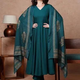 gosriki KALINI V-Neck Kurta With Trousers & Dupatta image 1